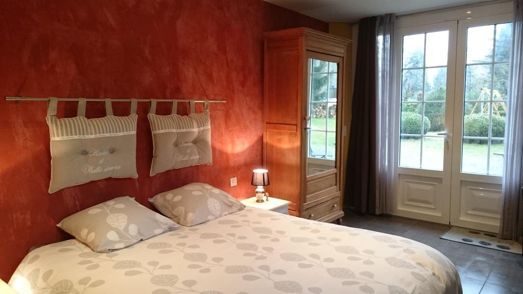 B&B La Grange De Thalie. Argelès-Gazost Habitación foto